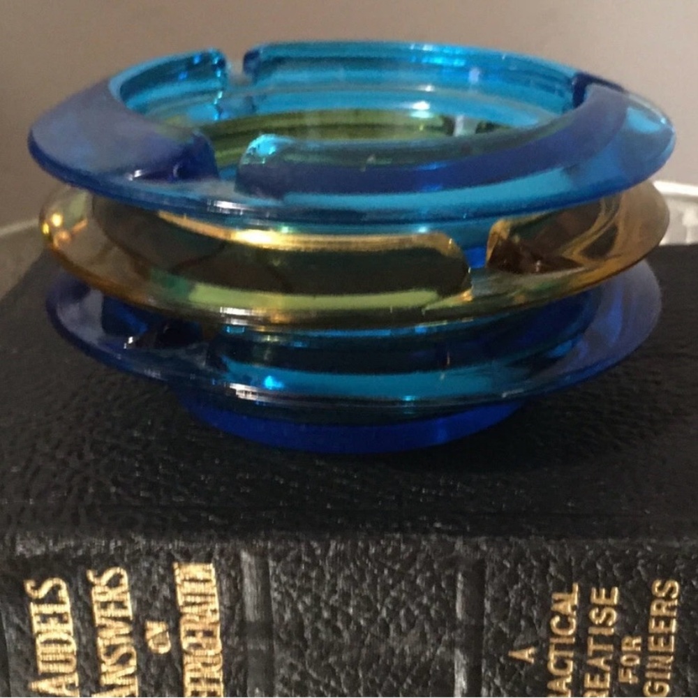 Vintage Blue and Amber Round Glass Ashtrays Set of 3 4”